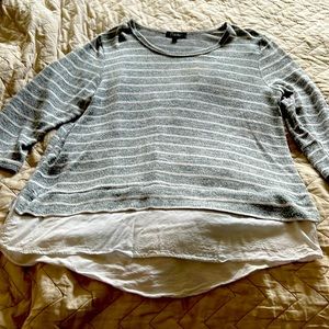 Papillon sweater, striped with fooler bottom